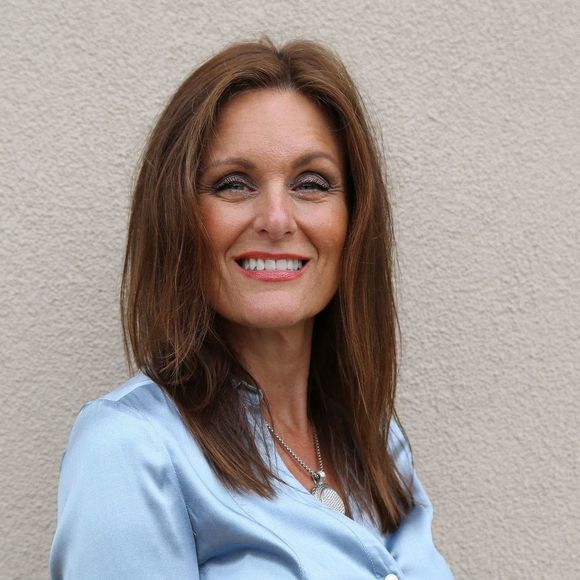 Meet your Posher, Robin - Picture 1 of 1